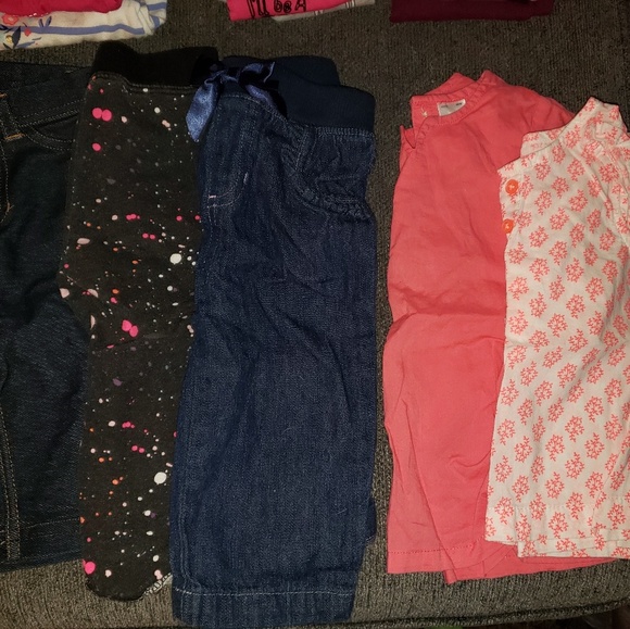 Babygirl Clothes Lot - Picture 2 of 3
